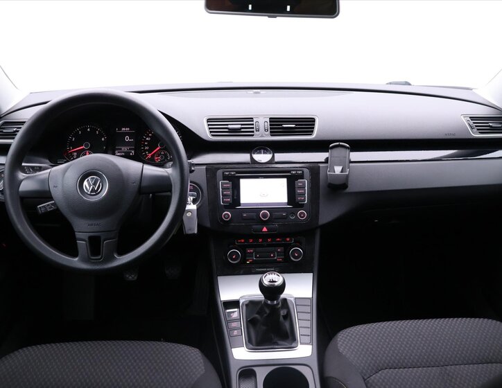 Volkswagen Passat 17