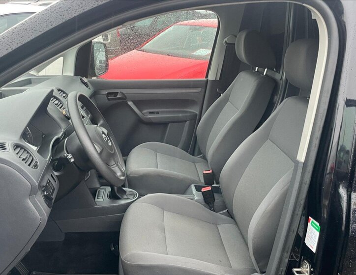 Volkswagen Caddy Skříň 1,6 l 75 kw