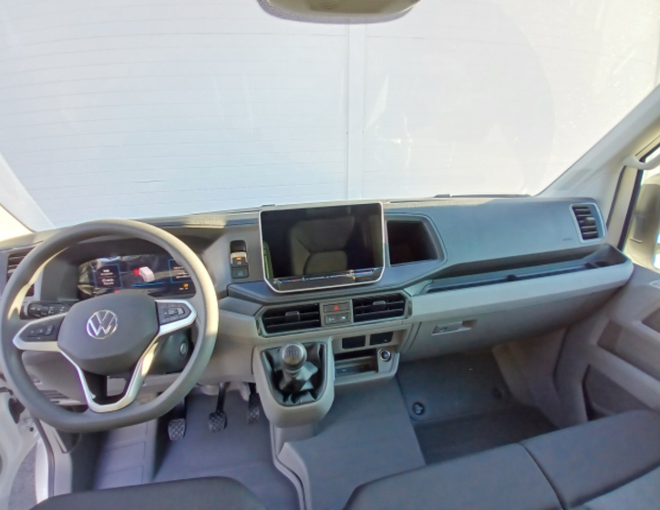 Volkswagen Crafter 10