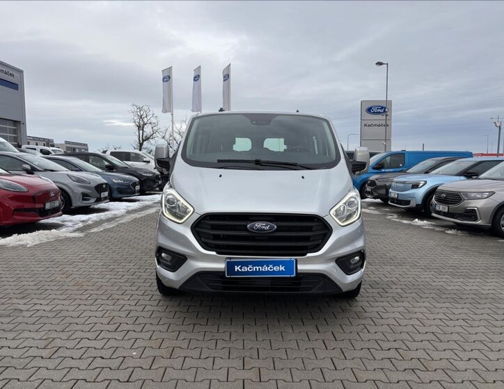 Ford Transit Custom 8