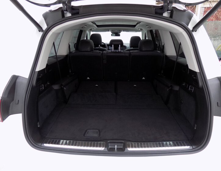 Mercedes-Benz GLS 10