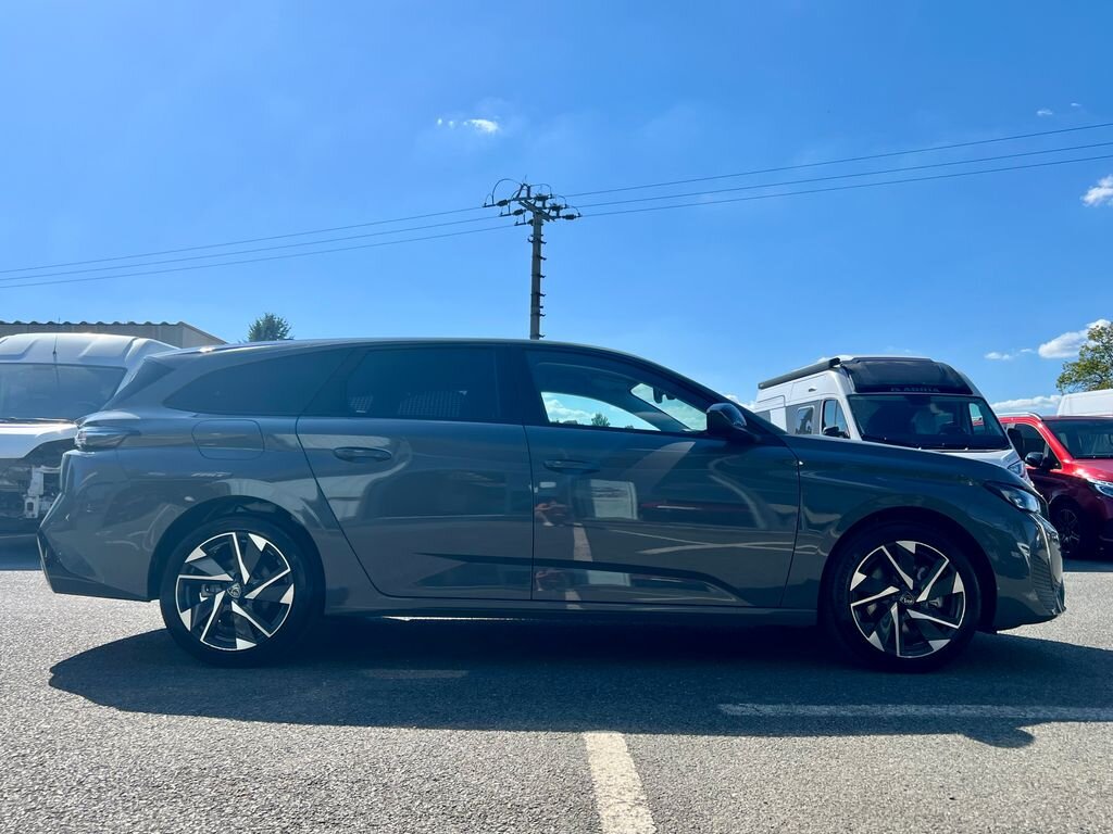 Peugeot 308 Kombi 1,2 l 96 kw