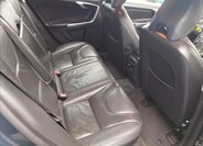 Volvo V60 9