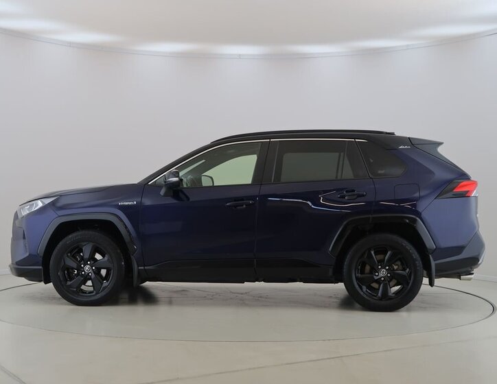 Toyota RAV4 SUV / Terénní 2,5 l 131 kw