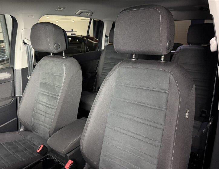 Volkswagen Touran 22