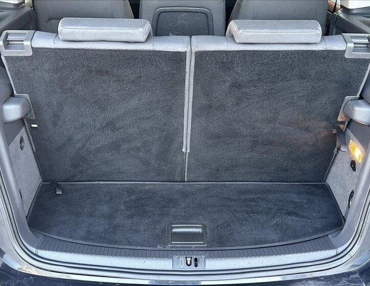 Volkswagen Touran MPV 1,4 l 103 kw