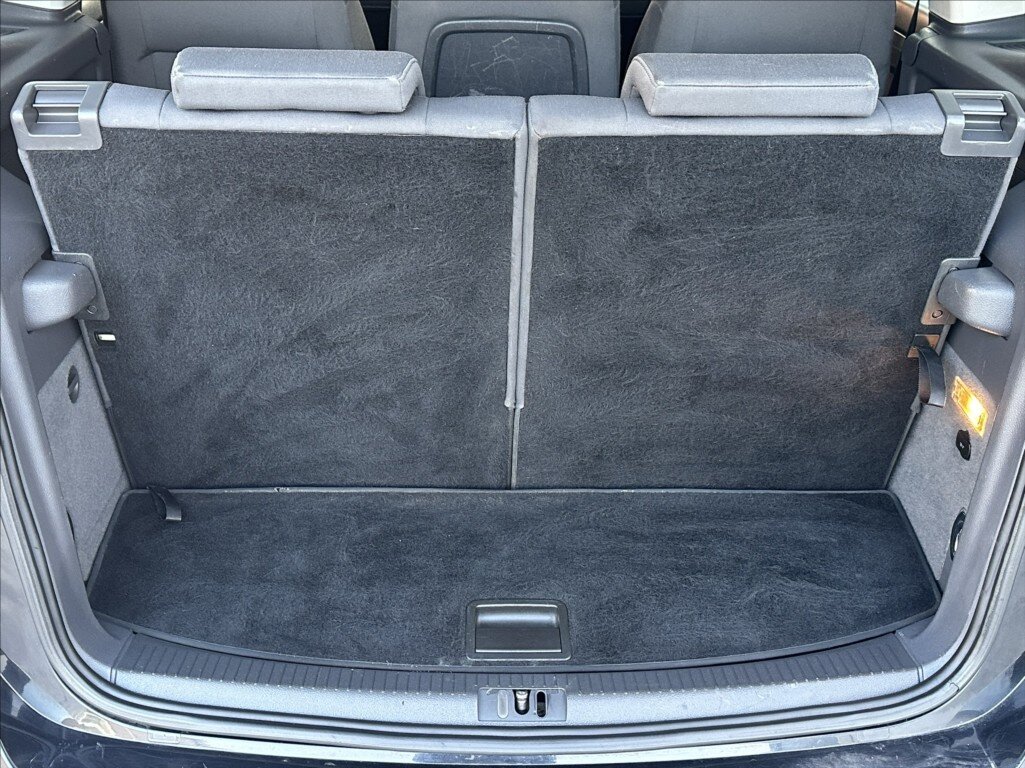 Volkswagen Touran MPV 1,4 l 103 kw