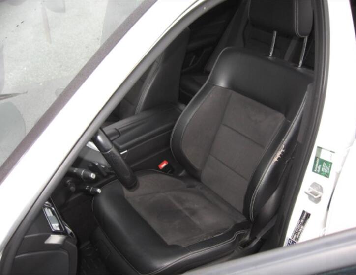 Mercedes-Benz Třídy E 14