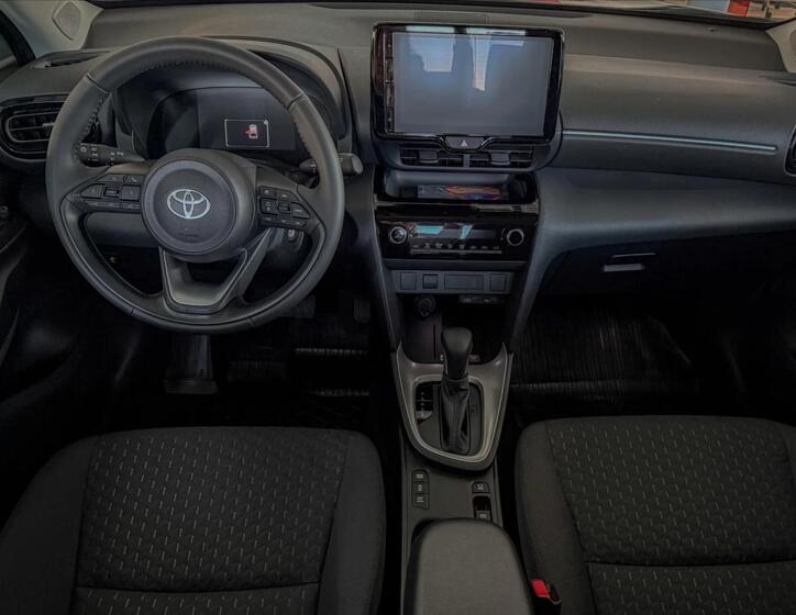 Toyota Yaris Cross 6