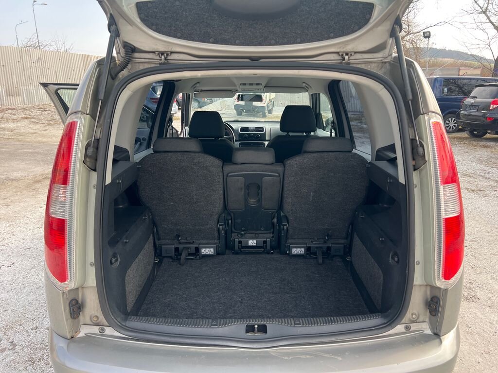 Škoda Roomster Kombi 1,4 l 51 kw
