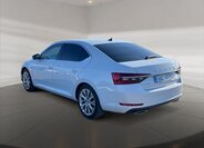 Škoda Superb Sedan / Limuzína 2,0 l 206 kw