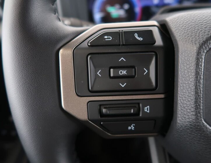 Toyota Land Cruiser SUV / Terénní 2,8 l 151 kw