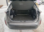 Toyota Yaris Cross 13