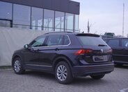 Volkswagen Tiguan 6