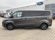 Ford Tourneo Custom 2