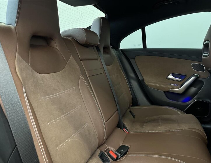 Mercedes-Benz CLA 19