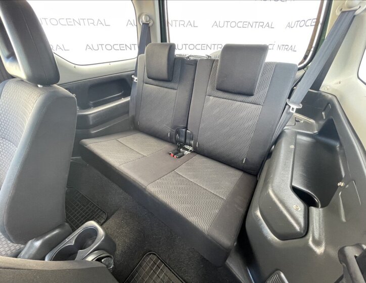 Suzuki Jimny SUV / Terénní 1,3 l 63 kw