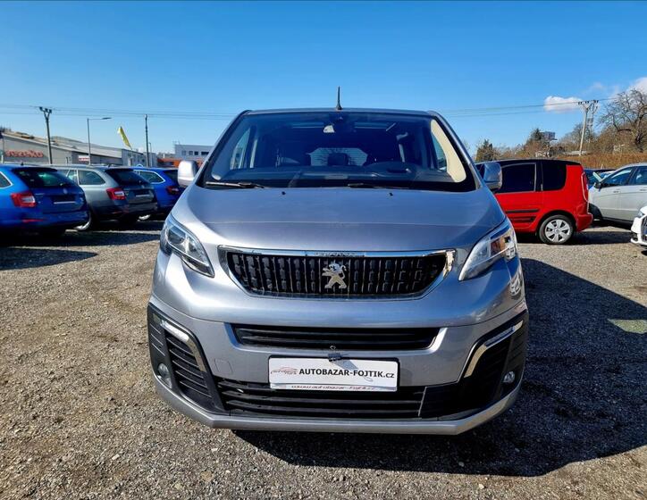 Peugeot Traveller 2