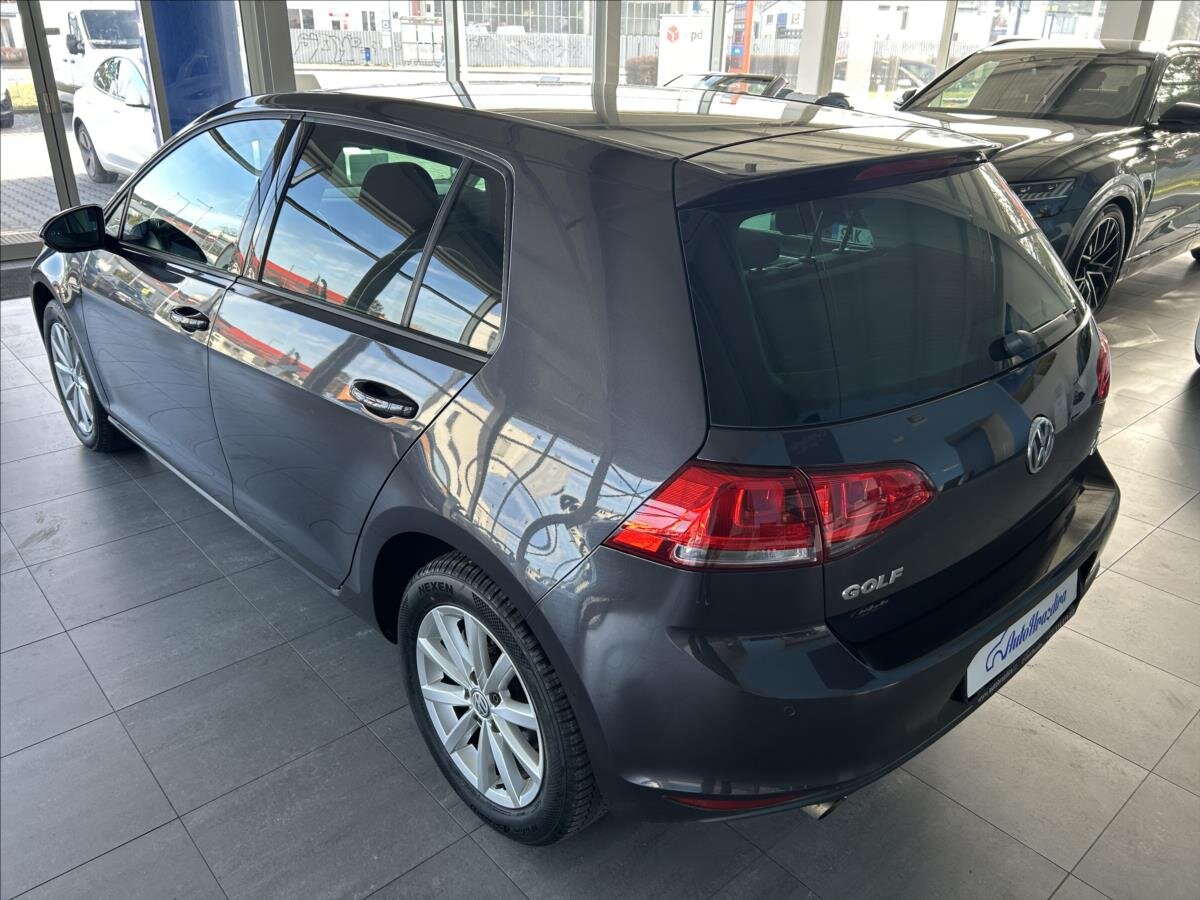 Volkswagen Golf Hatchback 1,2 l 81 kw