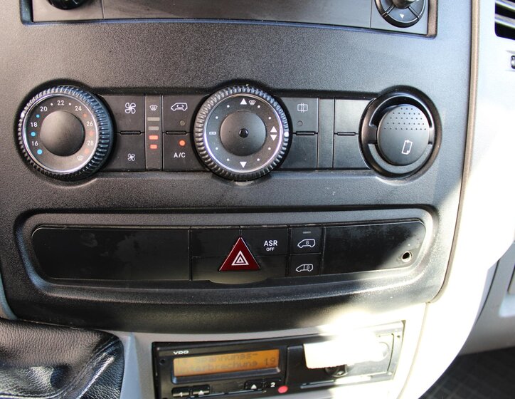 Mercedes-Benz Sprinter Užitková 2,1 l 120 kw