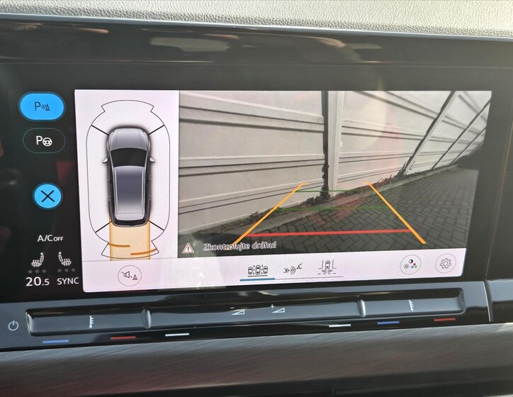 Volkswagen Golf Kombi 1,5 l 110 kw