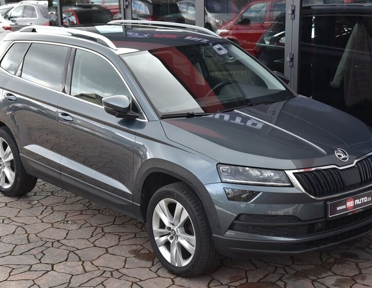 Škoda Karoq SUV 1,5 l 110 kw