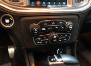 Dodge Charger Sedan / Limuzína 6,4 l 361 kw