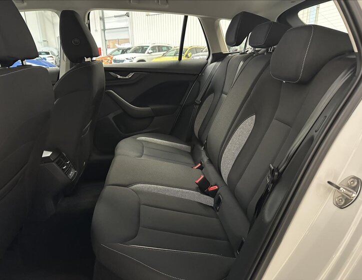 Škoda Scala Hatchback 999,0 70 kw