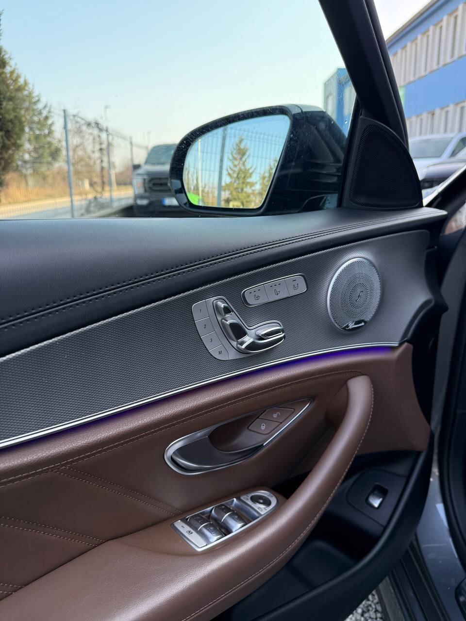 Mercedes-Benz Třídy E Sedan / Limuzína 4,0 l 420 kw