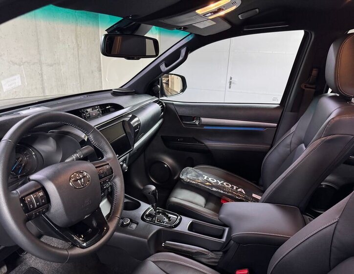 Toyota Hilux Pick-up 2,8 l 150 kw