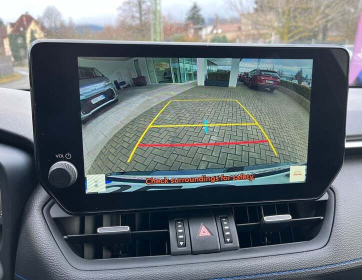 Toyota RAV4 SUV 2,5 l 131 kw