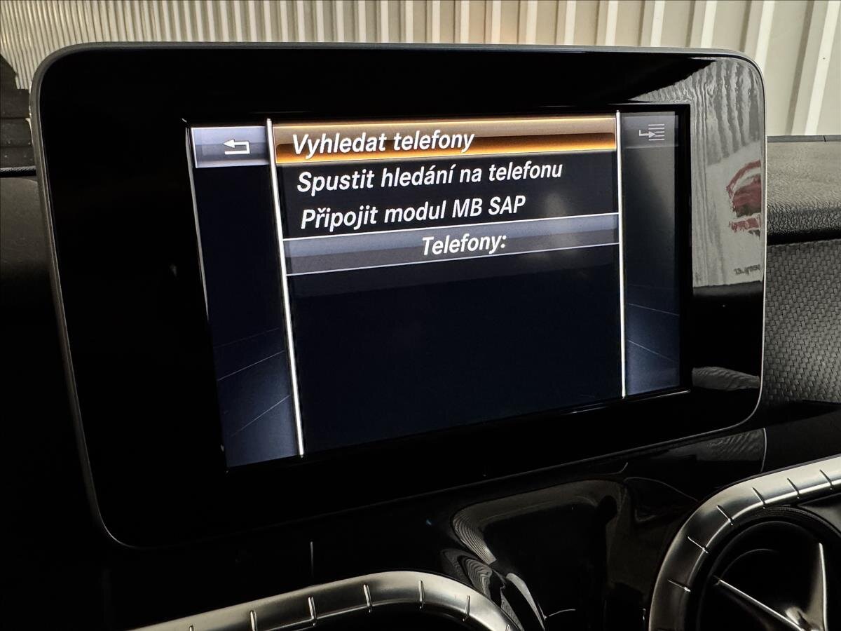 Mercedes-Benz Třídy X Pick-up 2,3 l 120 kw