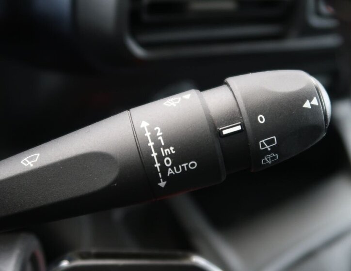 Peugeot Rifter MPV 1,5 l 96 kw