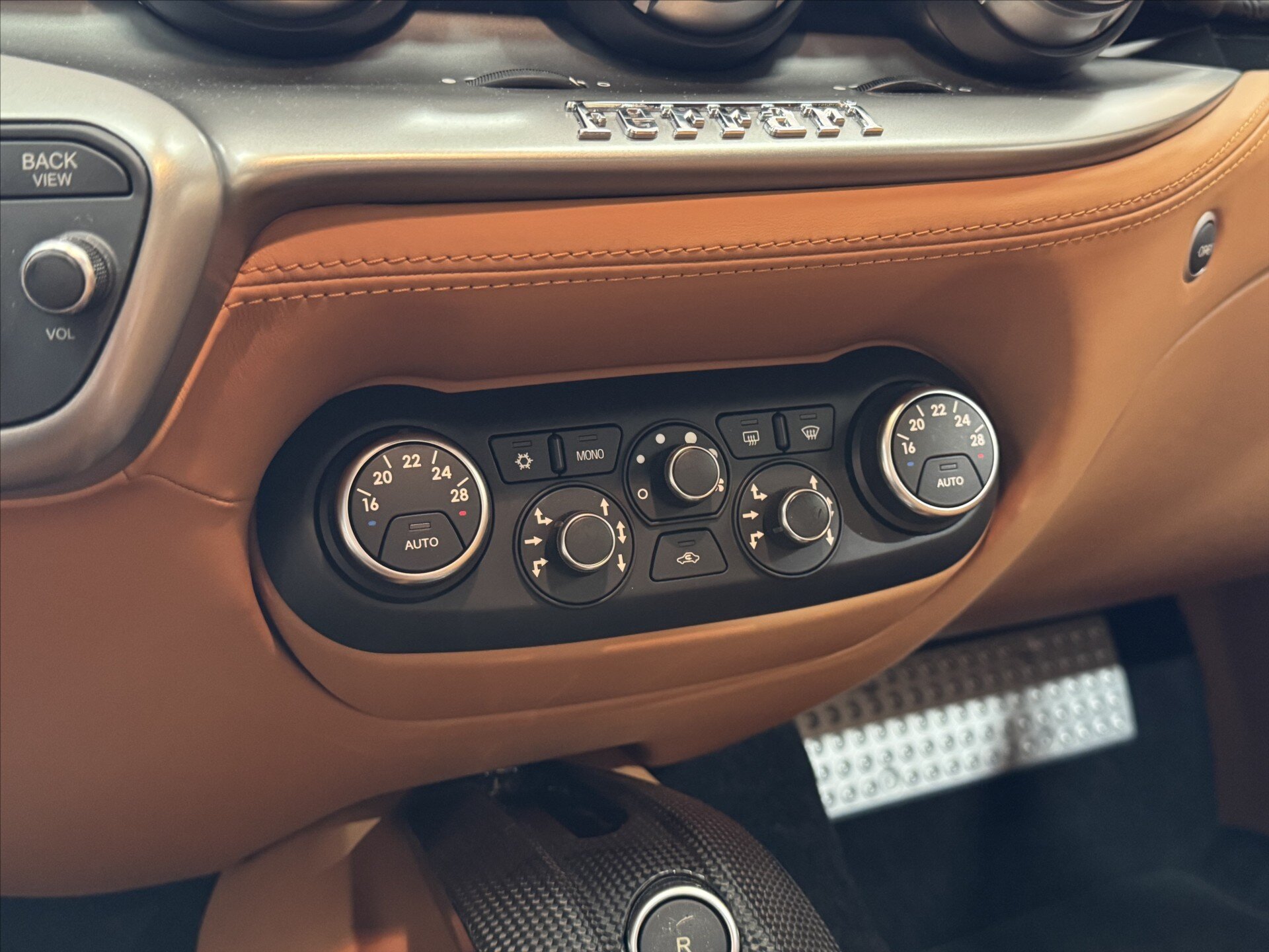 Ferrari F12 Berlinetta Kupé 6,3 l 541 kw