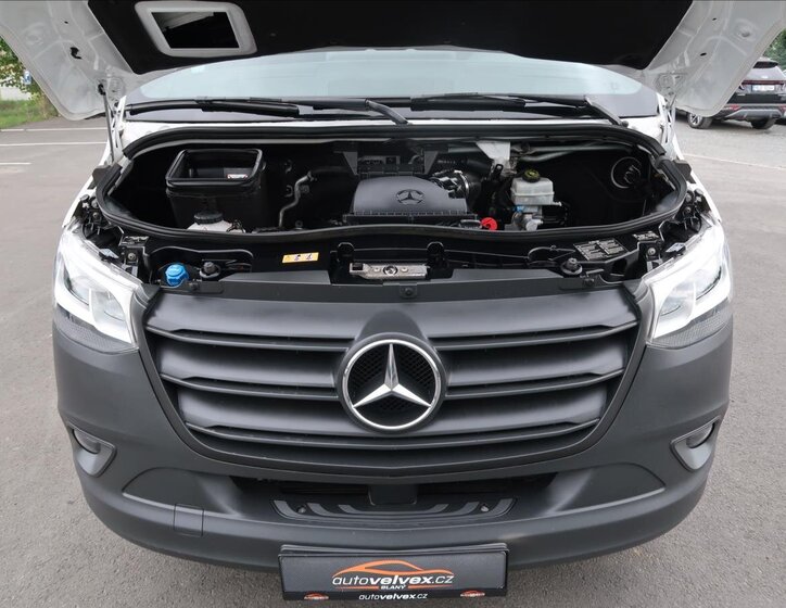 Mercedes-Benz Sprinter 18