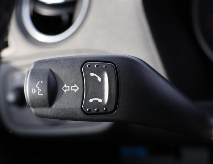 Ford S-MAX MPV 2,0 l 103 kw