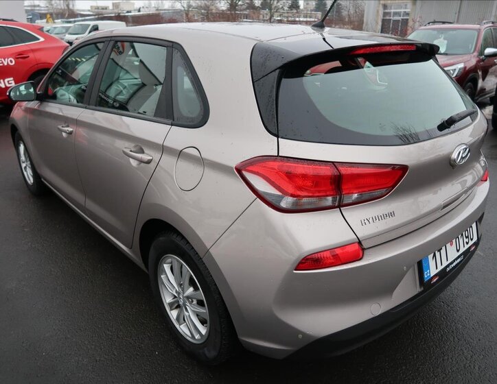 Hyundai i30 Hatchback 998,0 88 kw