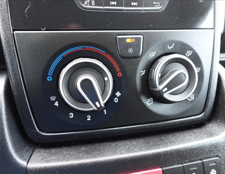 Peugeot Boxer Skříň 2,0 l 120 kw