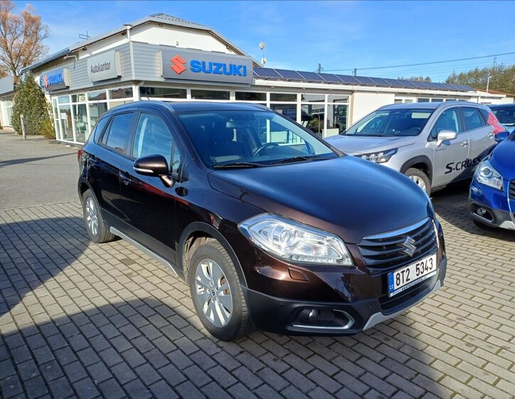 Suzuki SX4 S-Cross 1