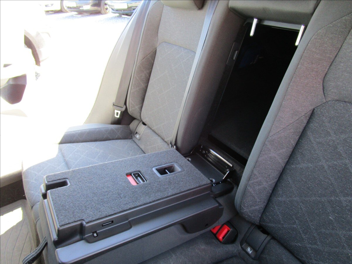 Volkswagen Golf Hatchback 1,5 l 110 kw