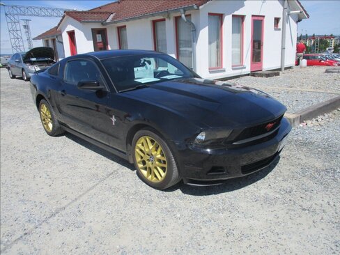 Ford Mustang Kupé 3,7 l 224 kw