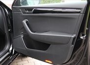 Škoda Superb Sedan / Limuzína 2,0 l 140 kw