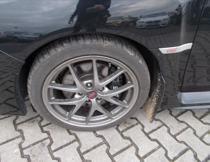 Subaru WRX Sedan / Limuzína 2,5 l 227 kw