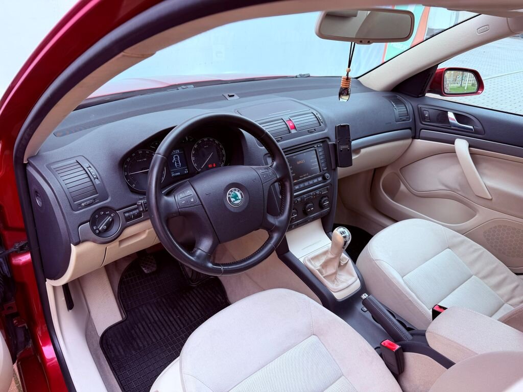 Škoda Octavia Liftback 2,0 l 103 kw