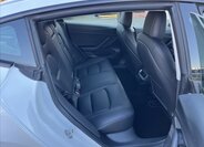 Tesla Model 3 Sedan / Limuzína 0,0 208 kw