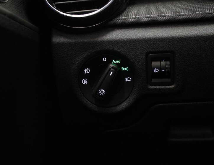 Škoda Fabia Hatchback 999,0 85 kw