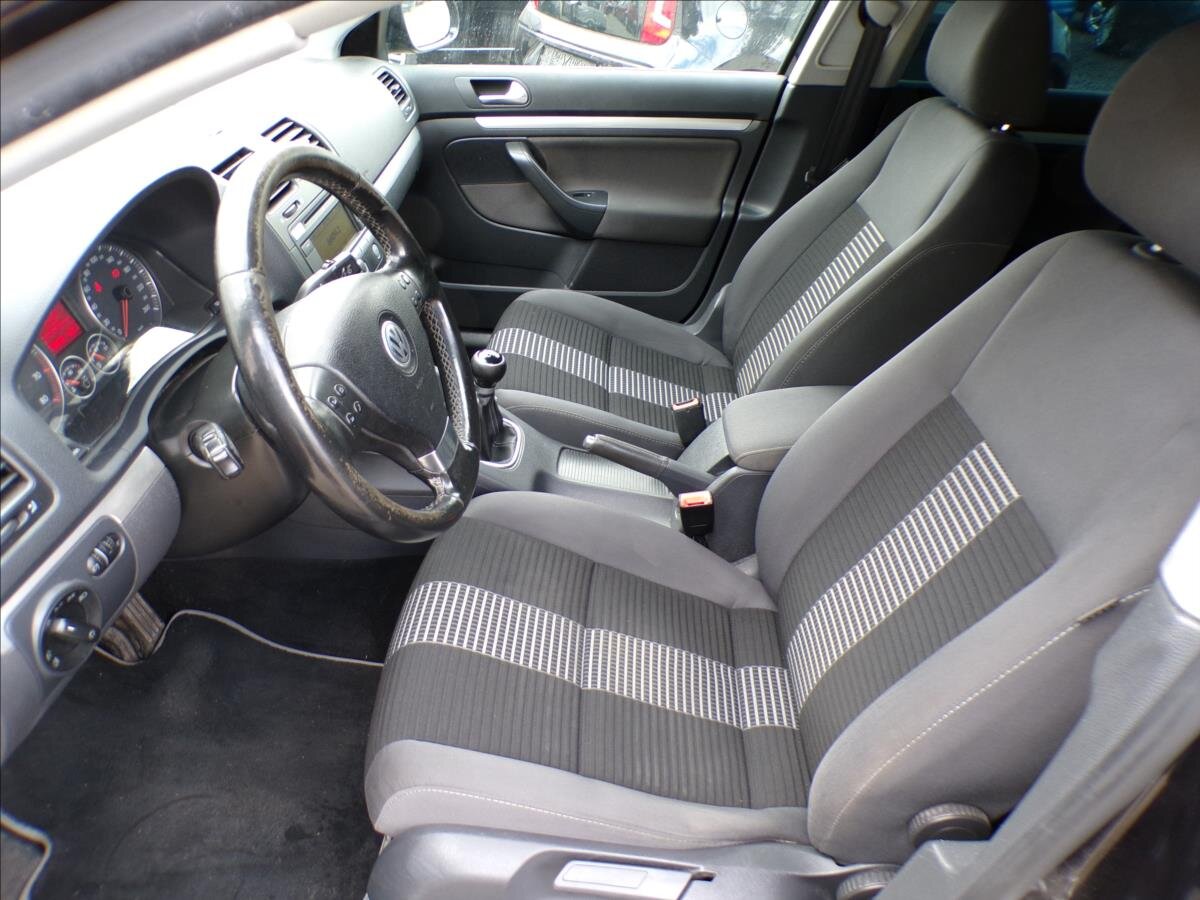 Volkswagen Jetta Sedan 1,4 l 90 kw