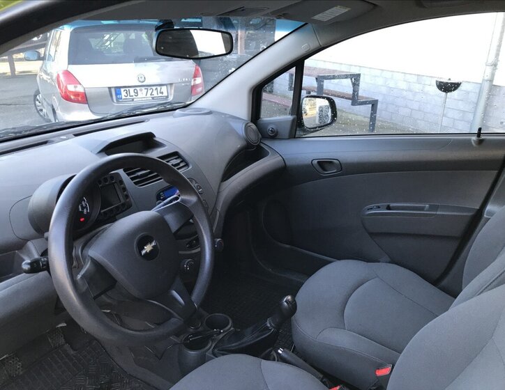 Chevrolet Spark Hatchback 995,0 50 kw