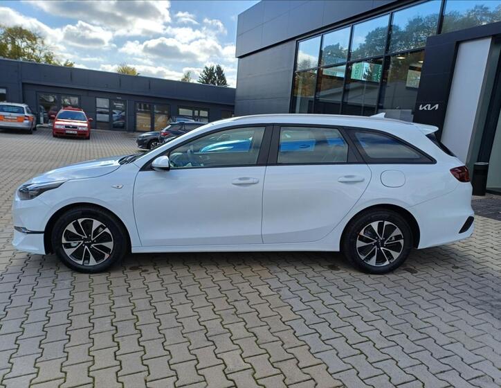 KIA Ceed 8