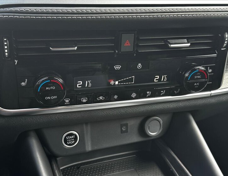 Nissan Qashqai SUV 1,3 l 116 kw